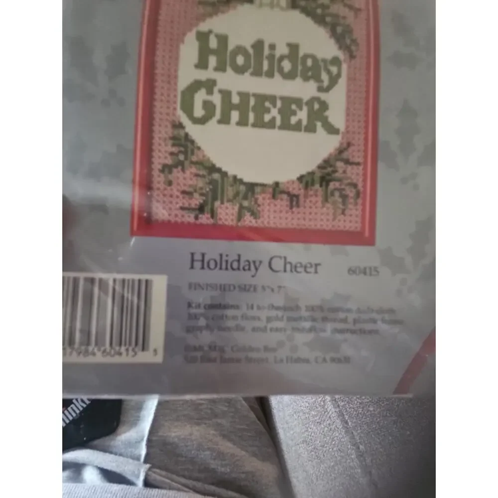 Golden Bee Counted Cross Stitch HOLIDAY CHEER 5”x7” Kit 60415 Sealed 1990 NOS